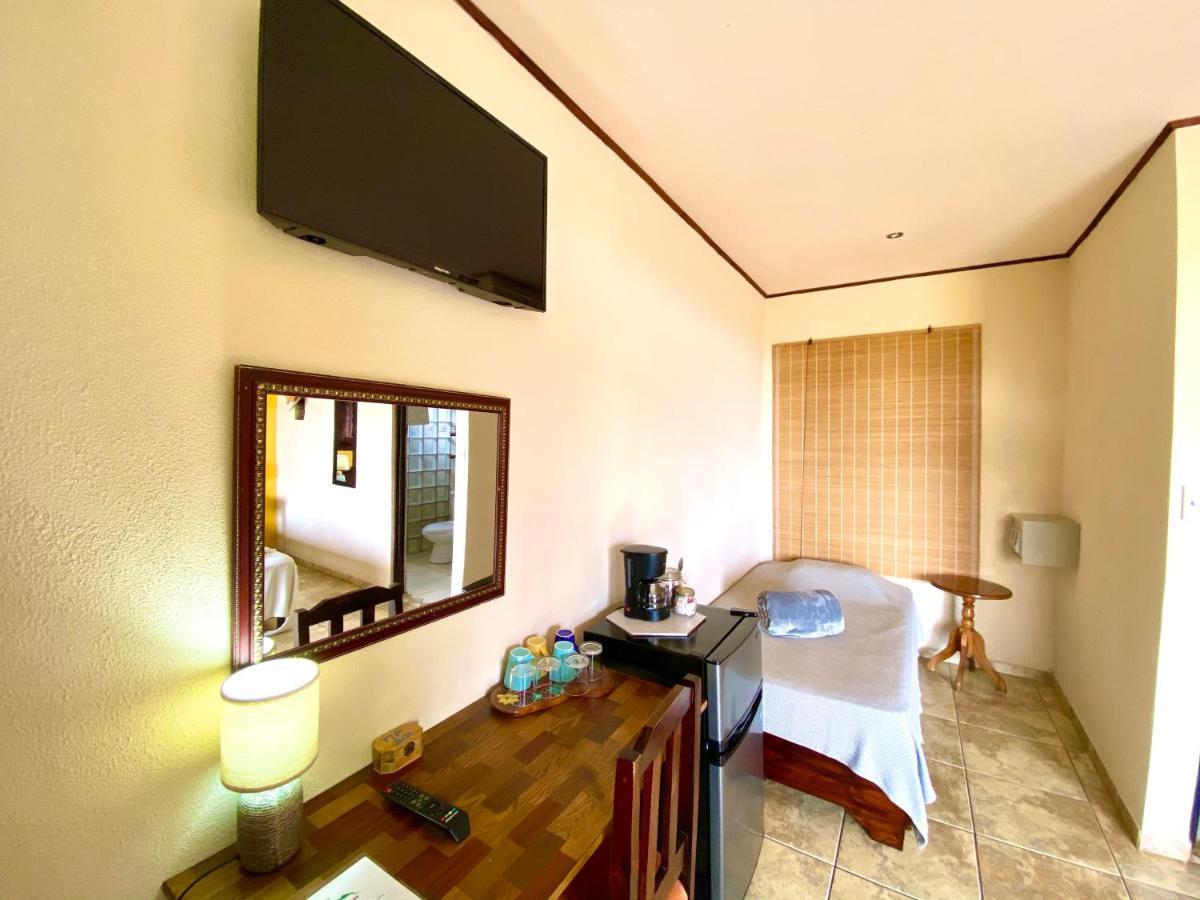 Hotel Vista Linda Montana Tambor  ภายนอก รูปภาพ